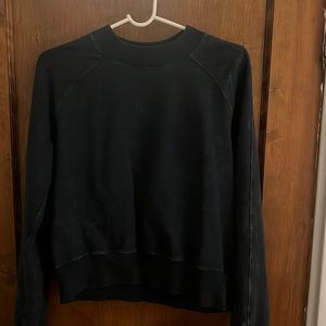 Women’s lulu lemon crewneck